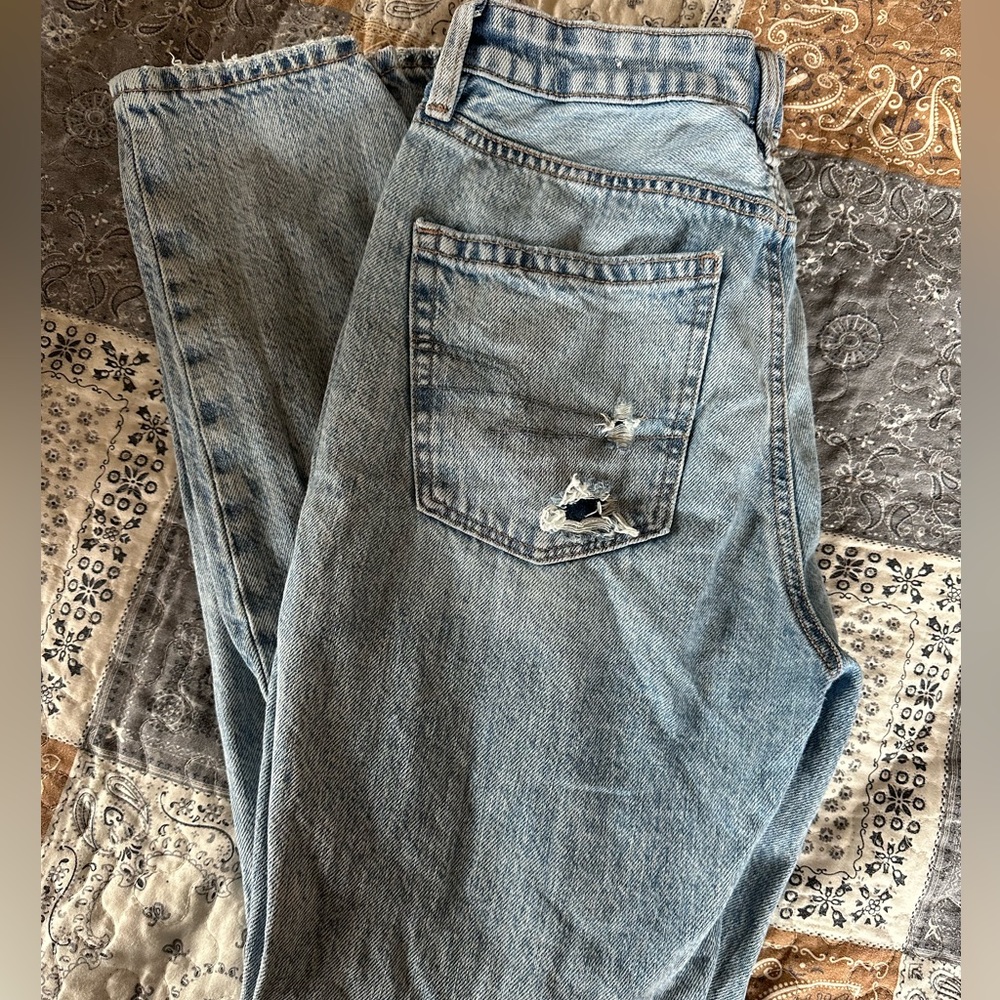 American eagle mom jeans